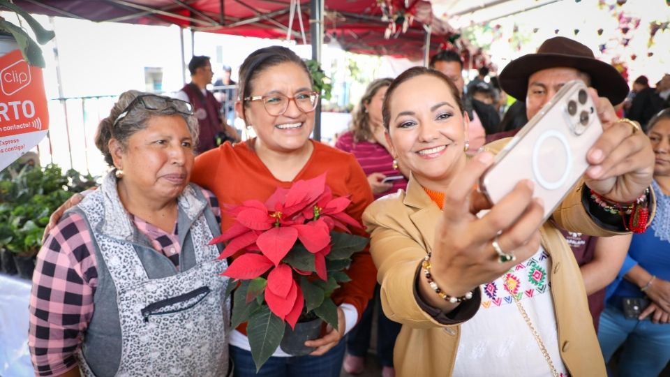 La Alcaldesa de Iztapalapa realizó esta invitación al inaugurar la Expo Venta Navideña en la Explanada Principal.