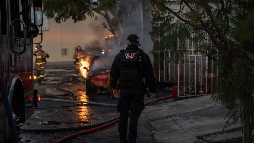 Incendio en edificio habitacional en colonia Isidro Fabela deja 3 personas calcinadas | VIDEO