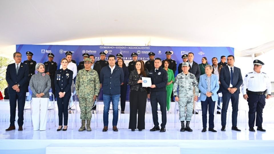 En este esfuerzo interinstitucional participan de forma coordinada mil 210 elementos de la Policía Estatal, policías municipales, Ejército Mexicano, Guardia Nacional y Fiscalía General del Estado.