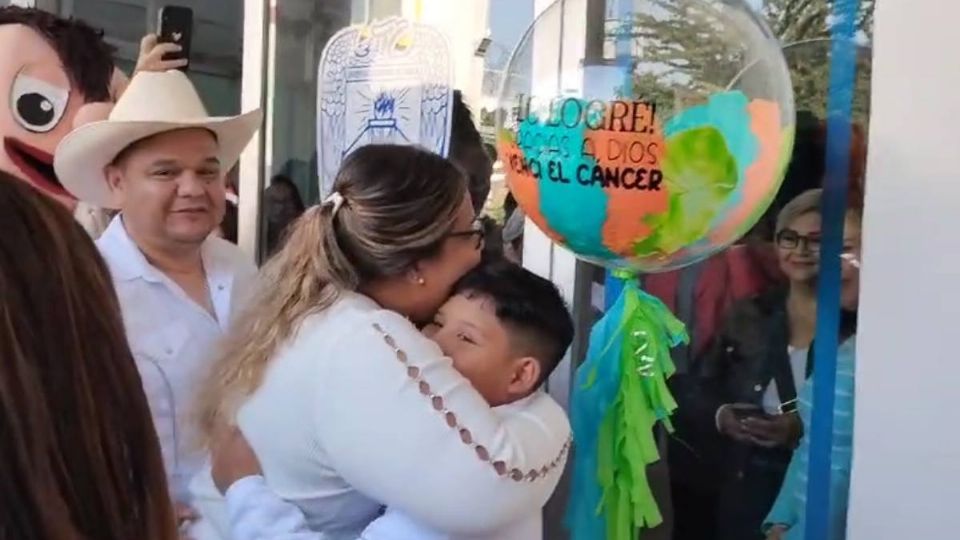 El menor de edad logró erradicar la enfermedad gracias al trabajo de varios médicos