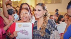 Evelyn Salgado otorga certeza jurídica a 500 familias de Acapulco con la entrega de títulos de propiedad de vivienda