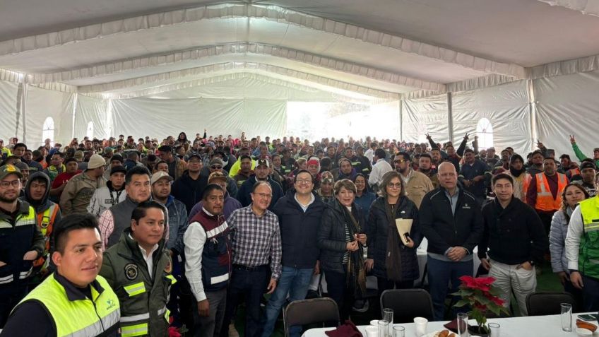 Delfina Gómez Álvarez convive con trabajadores de la obra Trolebús Chalco-Santa Martha