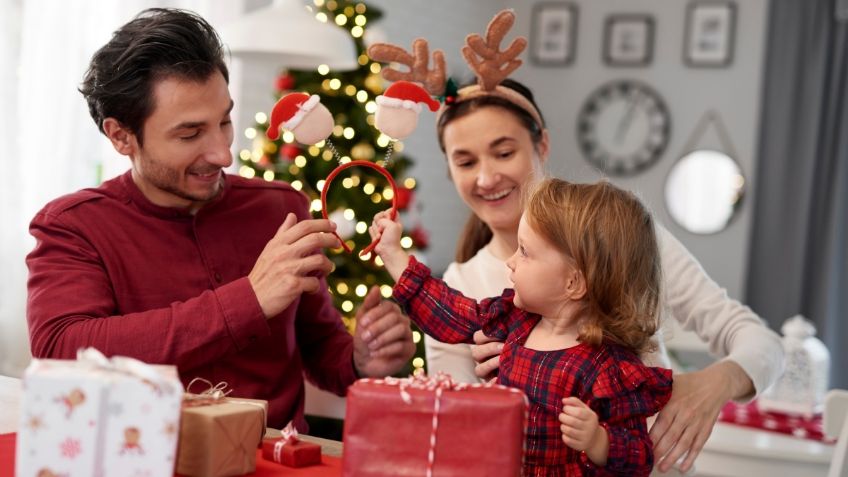 5 actividades divertidas para realizar en familia y disfrutar después de la cena de Navidad