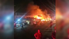 VIDEO Accidente de pirotecnia deja 31 locales incendiados de Acapulco en plena Navidad