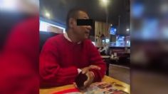 Tunden a restaurante en Xalapa por pedir a hombre con discapacidad visual que se retire por traer a su perro guía