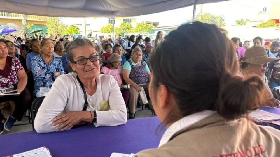 Este programa busca reconocer a las mujeres que han llevado a cabo el cuidado de las personas del hogar