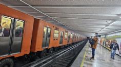 Lo apuñalan afuera del Metro Tezozómoc y entra a estación para pedir ayuda