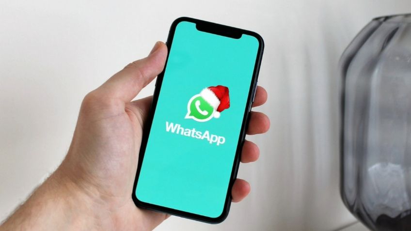 ¿Cómo activar el modo navideño en WhatsApp?