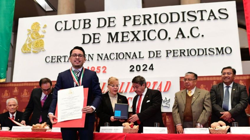 Carlos Navarro, reportero de El Heraldo de México, recibe Premio Nacional de Periodismo