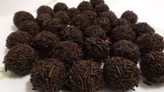 La receta más sencilla para preparar trufas de chocolate y sorprender a tus invitados esta Navidad