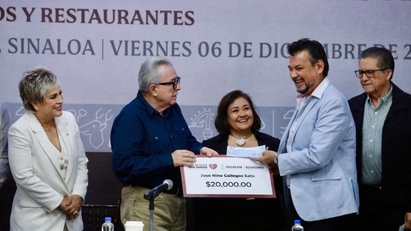 Entrega el gobernador Rubén Rocha Moya apoyos directos a comerciantes de Culiacán