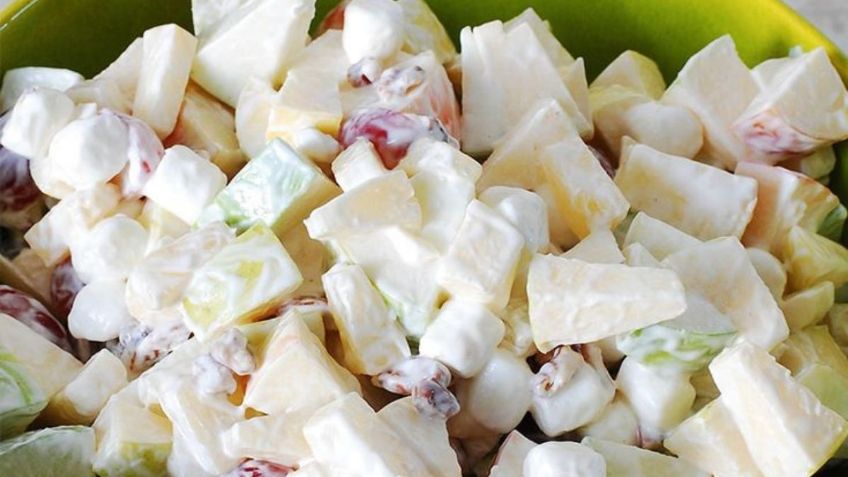 ¿Cuántos kilos de manzana necesitas para preparar la ensalada de manzana más deliciosa para 15 personas?