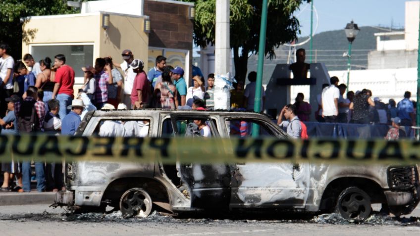 Linchan a 3 hombres señalados de secuestrar a una niña en Puebla