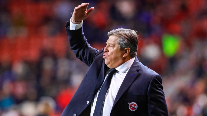 LIGA MX: Miguel Herrera insultó a aficionado de Xolos tras porra de "fuera, Piojo"  | VIDEO