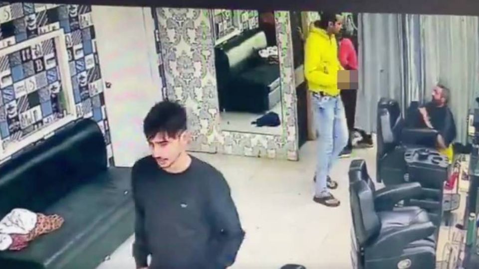 Los dos sicarios fueron identificados por la policia de la India.