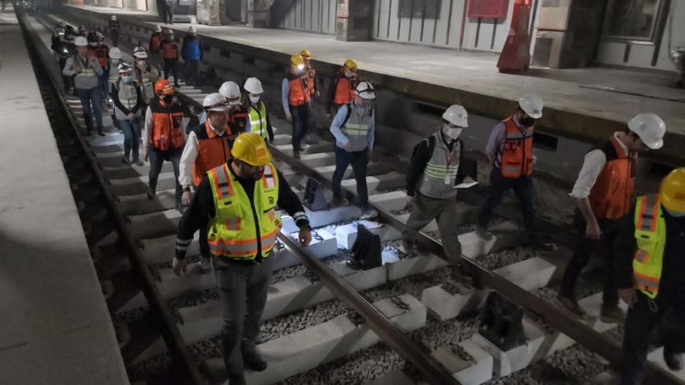 El tendido está listo de Balderas hasta la estación Chapultepec.