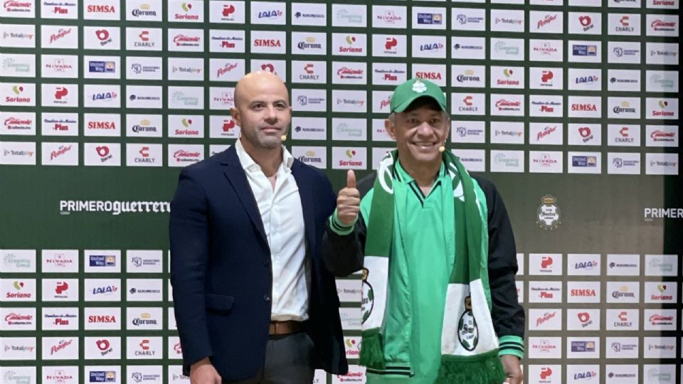 Presentaron al nuevo estratega de los Santos Laguna, Nacho Ambriz.