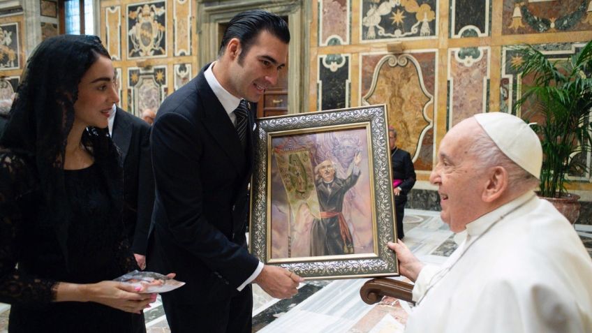 Miguel Torruco Garza y su esposa, vistan al Papa Francisco