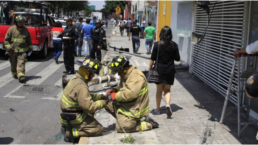 Hombre cae de un elevador en funeraria de la colonia Roma