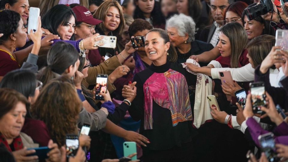 Desde los 15 años de edad, Sheinbaum ha participado en diversos movimientos sociales.