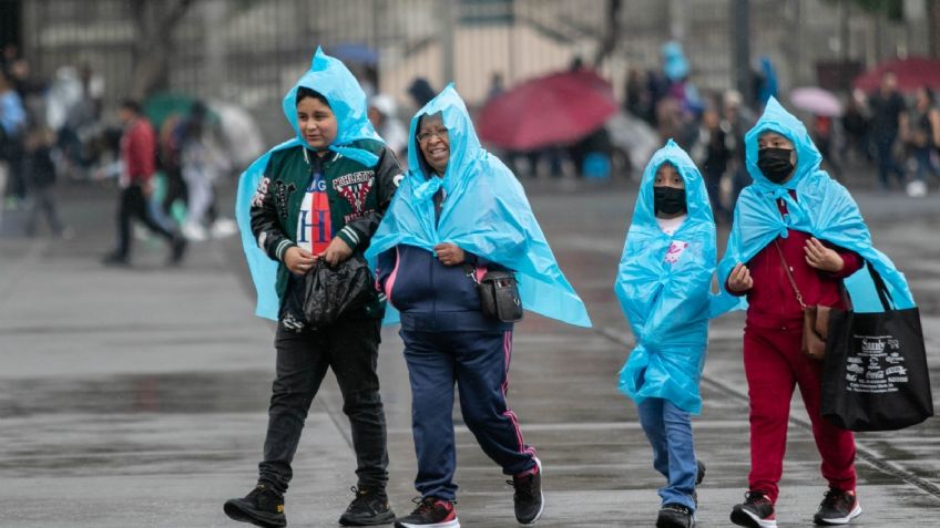 ¡A sacar el paraguas! Se registra madrugada lluviosa en la Ciudad de México