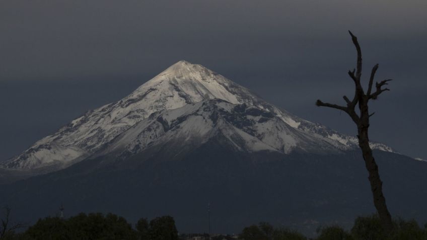 Alpinistas se pierden en el Pico de Orizaba durante un día de clima extremo; ya rescataron a 3