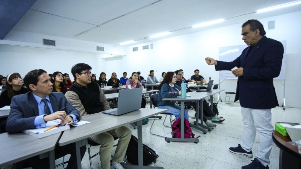 Con el conocimiento adquirido en el aula, los profesionales podrán desarrollar proyectos nuevos