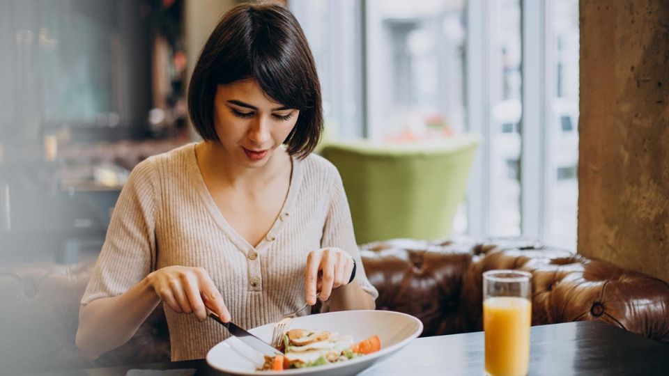 Sí es importante lo que ingieres en tu primera comida.