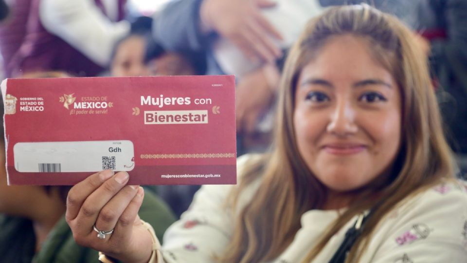 La ayuda de Mujeres con Bienestar llega a 650 mil mexiquenses que recibirán 7 mil 500 pesos equivalentes a tres bimestres, los días 26, 27 y 28 de febrero.