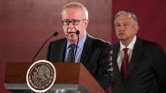 AMLO lamenta muerte de Carlos Urzúa y acusa a oposición por calumnias