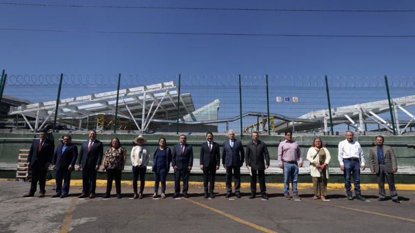 Gobierno de la CDMX entrega planta fotovoltaica a la CFE