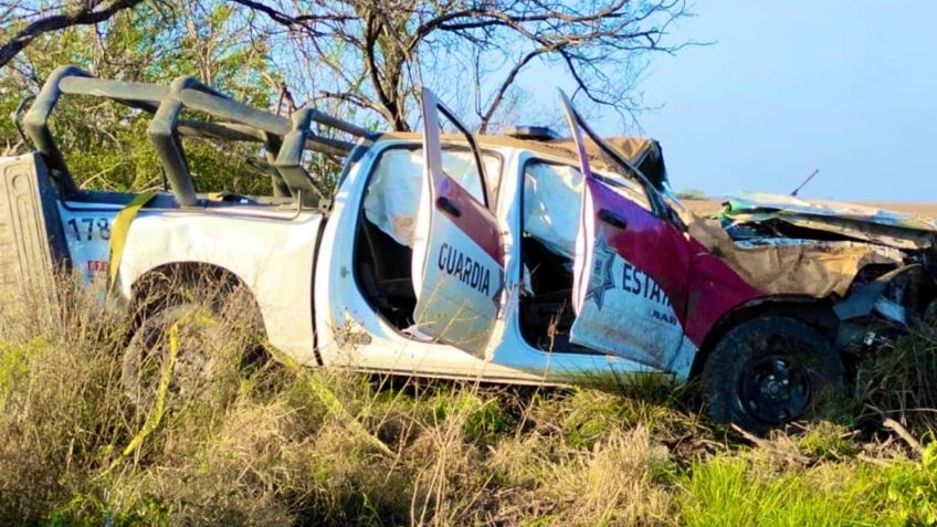 Unidad de la Guardia Estatal vuelca en carretera Reynosa-San Fernando; hay dos muertos y seis heridos