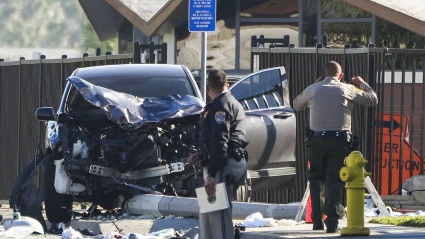 IMÁGENES FUERTES: Camioneta arrolla y mata a madre e hija