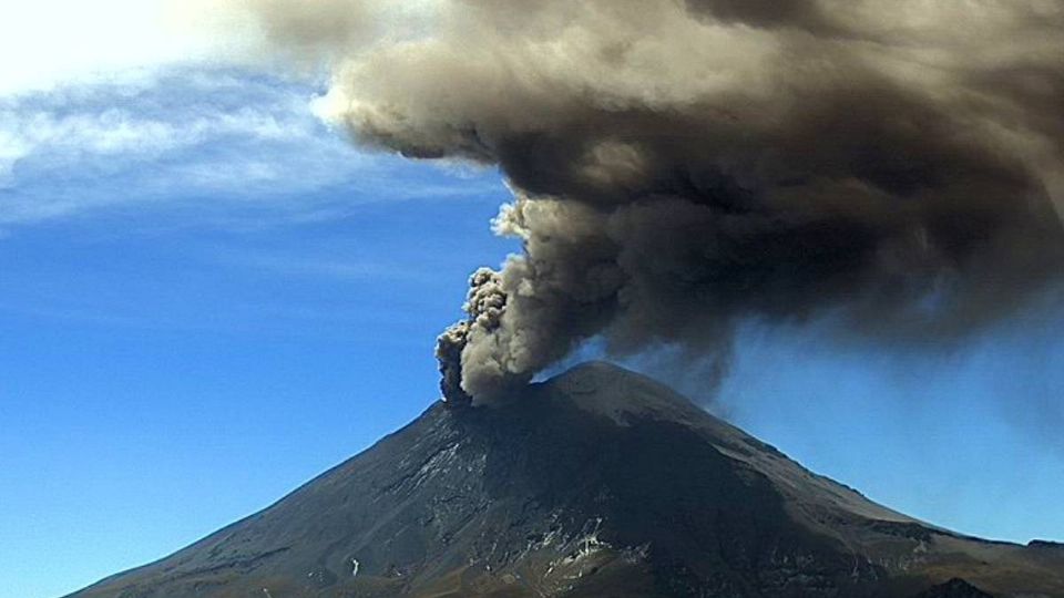 Tren de explosiones del Popocatépetl