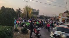 Se registra bloqueo en Naucalpan: repartidores cierran avenida Lomas Verdes