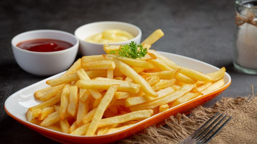 Haz papas fritas en el horno de microondas de forma sencilla