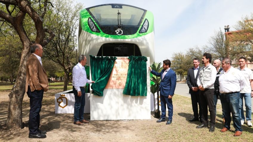 Samuel García devela modelo de vagón para las Líneas 4 y 6 del Metro