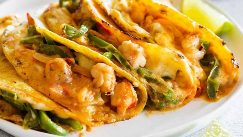 Aprende a preparar unos deliciosos tacos gobernador, perfectos para este viernes de cuaresma