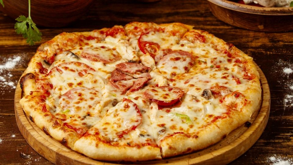 Esta pizza la puedes hacer con tus ingredientes favoritos