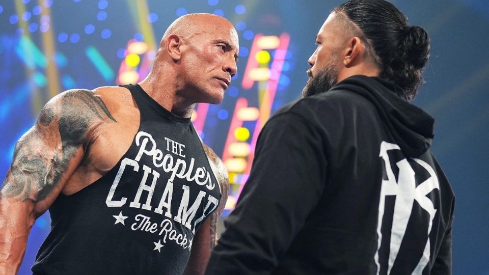 The Rock enfrentará a Roman Reigns.