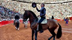 Pablo Hermoso de Mendoza corta dos orejas, y se despide de la Plaza México de manera triunfal