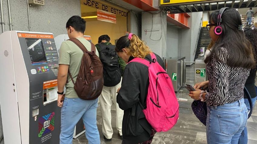 Metro CDMX coloca 92 nuevas máquinas expendedoras de la tarjeta MI tras desaparición del boleto