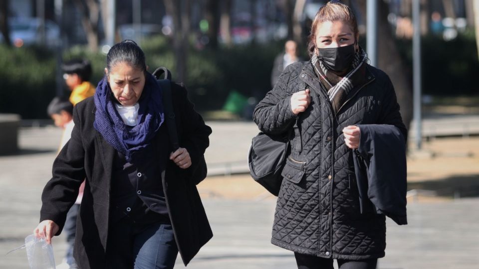 Al menos ocho alcaldías de la CDMX amanecerán con bajas temperaturas este martes.