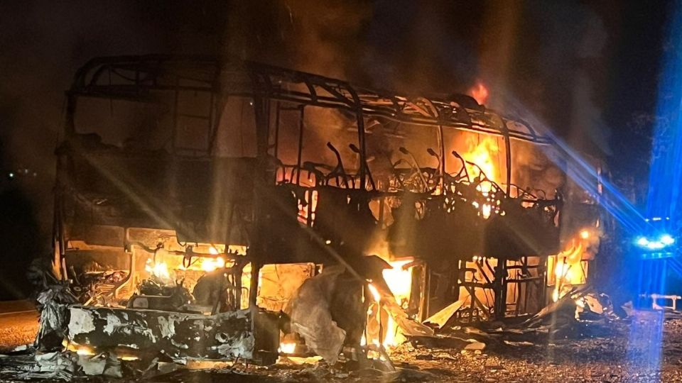 Incendio de  autobus de pasajeros