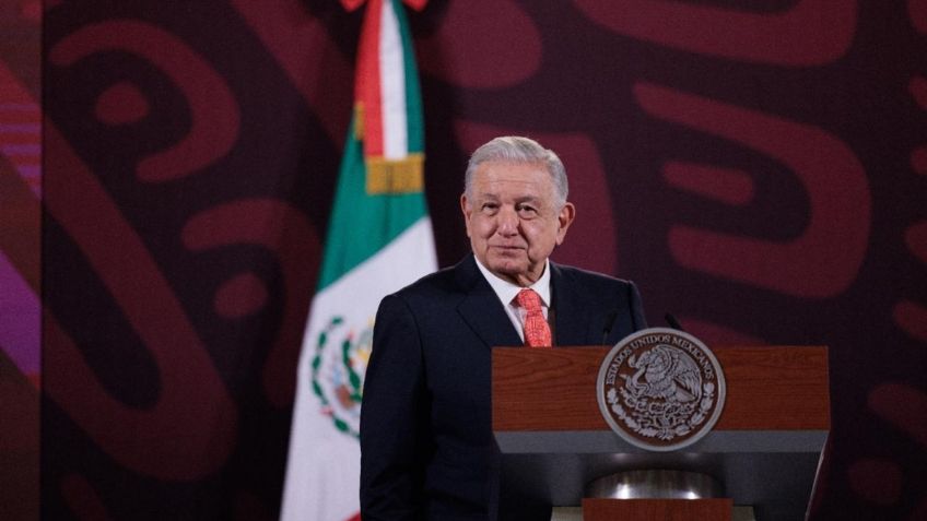 AMLO invita a Tim Golden a "la mañanera" para explicar su reportaje sobre la campaña presidencial de 2006