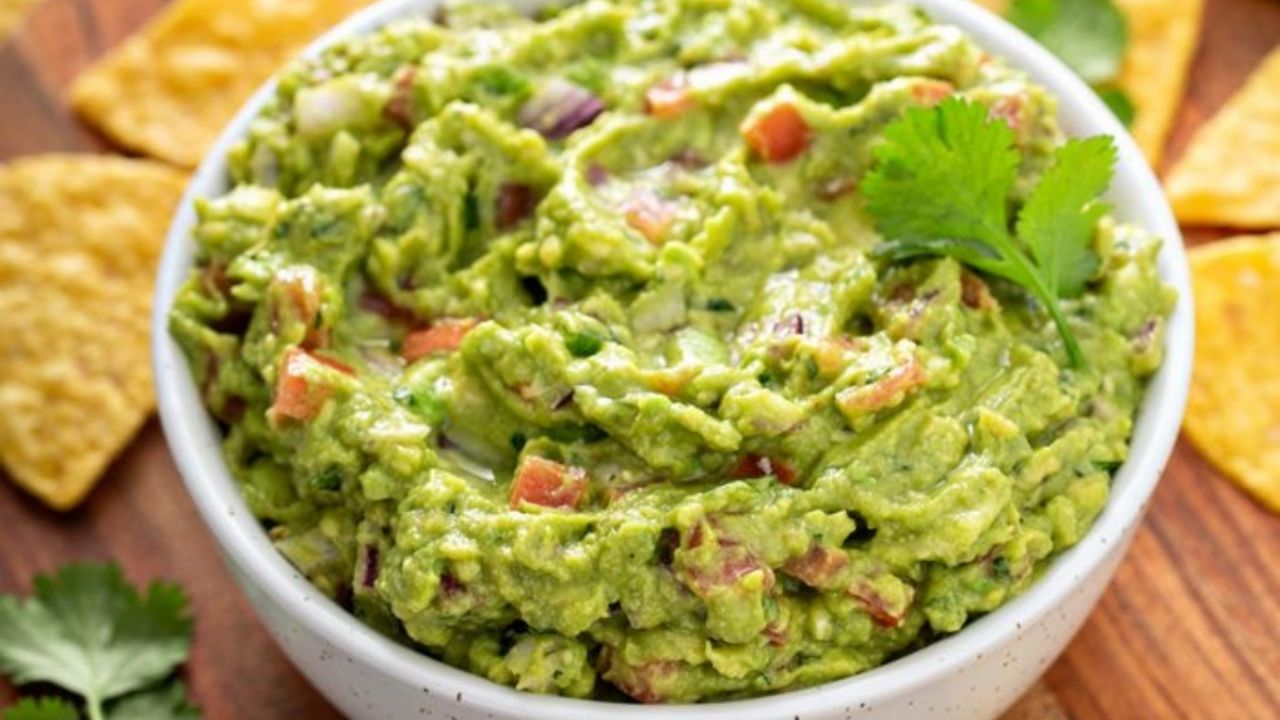 3 recetas fáciles y deliciosas para preparar guacamole y disfrutarlo en el Super Bowl