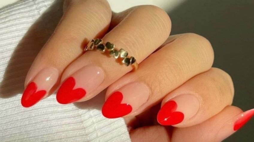 6 diseños de uñas con corazones para usar en una cita romántica este San Valentín