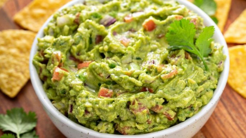 No es noticia nueva decirte que el guacamole es el platillo típico del evento deportivo más popular en América y es orgullosamente mexicano