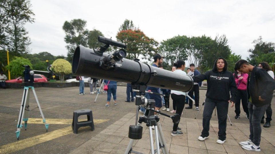 No te pierdas el eclipse solar 2024 desde la UNAM.