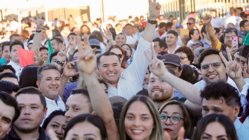 Acuden más de 10 mil personas al registro de Renán Barrera, candidato por la gubernatura de Yucatán